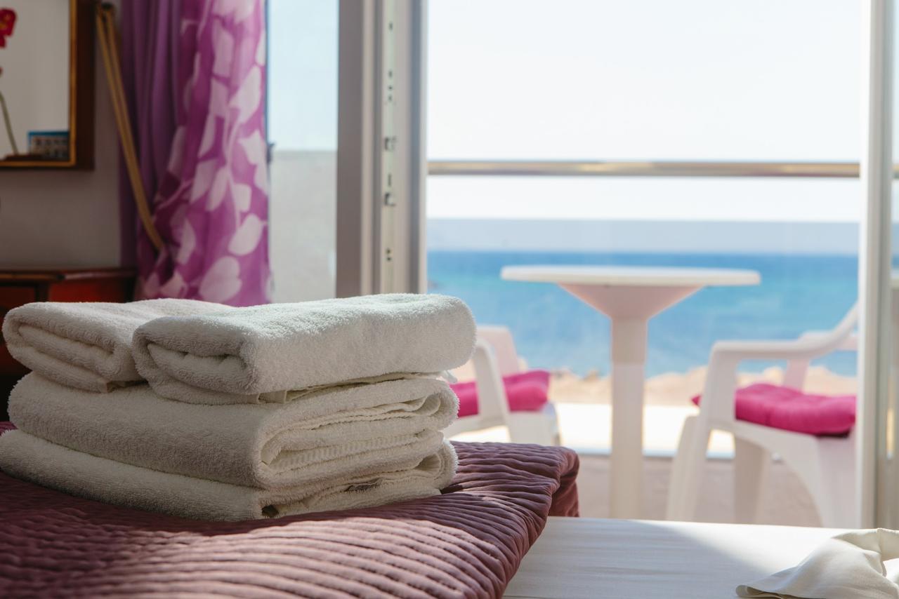 Sea Breeze Hotel Мастихари Экстерьер фото