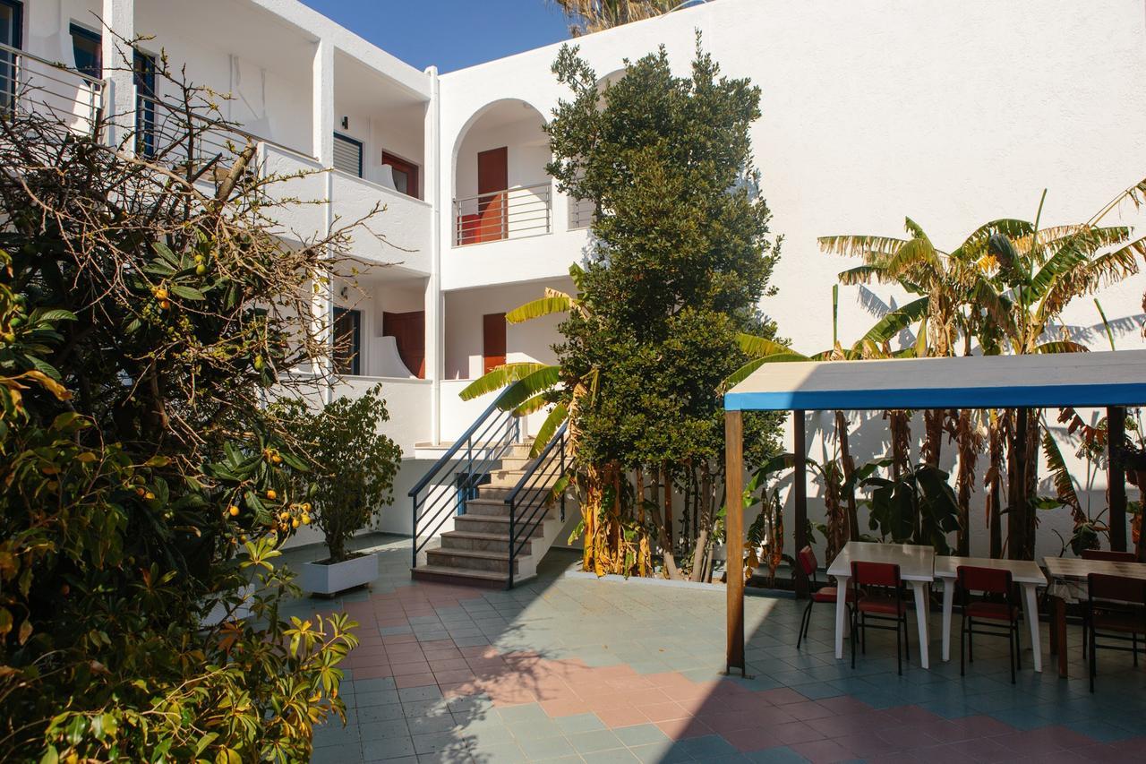 Sea Breeze Hotel Мастихари Экстерьер фото