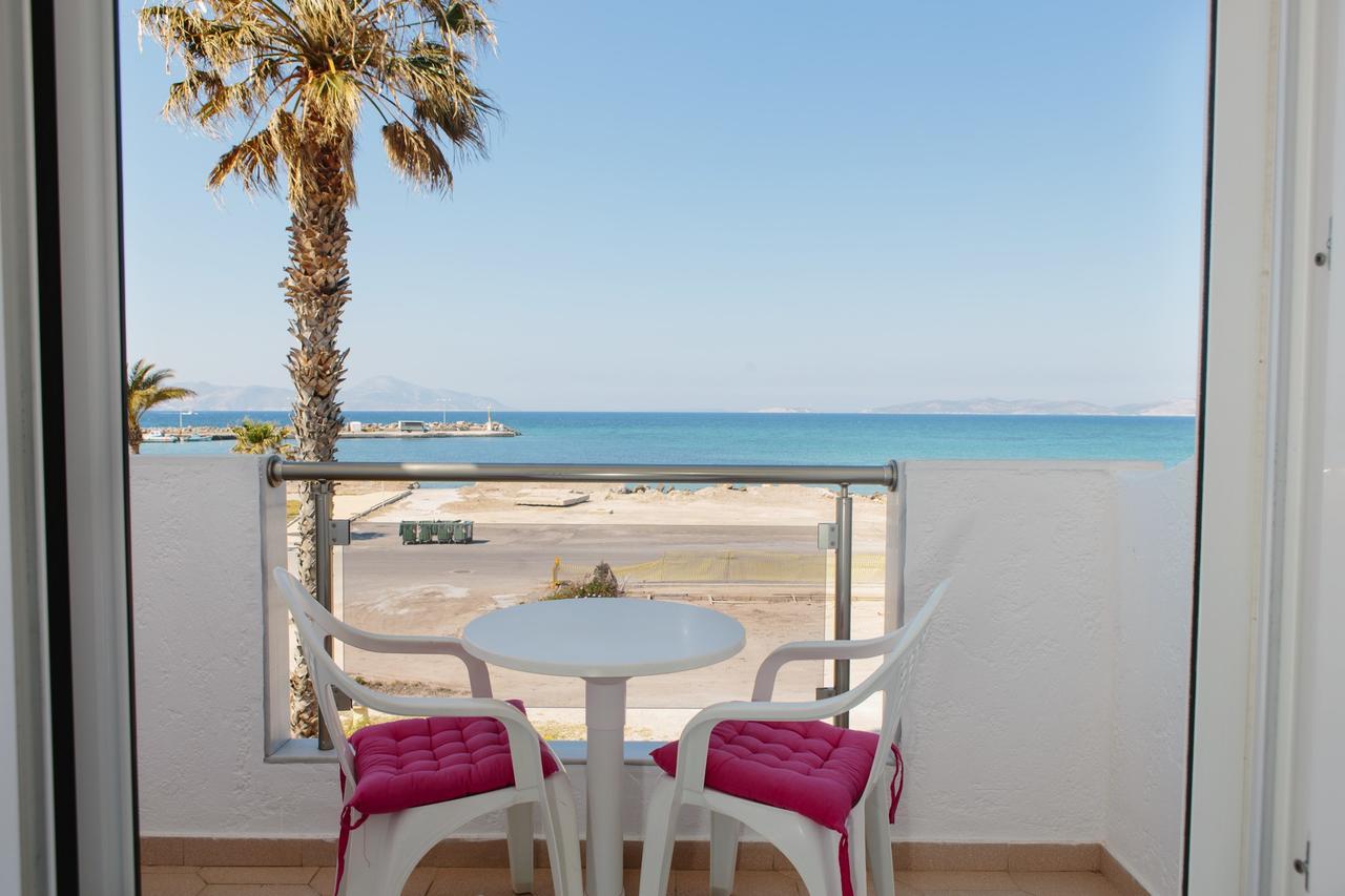 Sea Breeze Hotel Мастихари Экстерьер фото